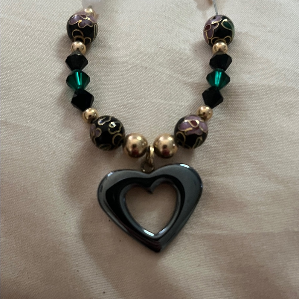 5/$25 Hematite Heart Necklace - Picture 2 of 3